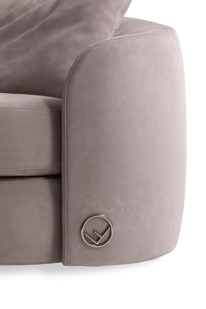 BRADLEY SOFA - Image 7