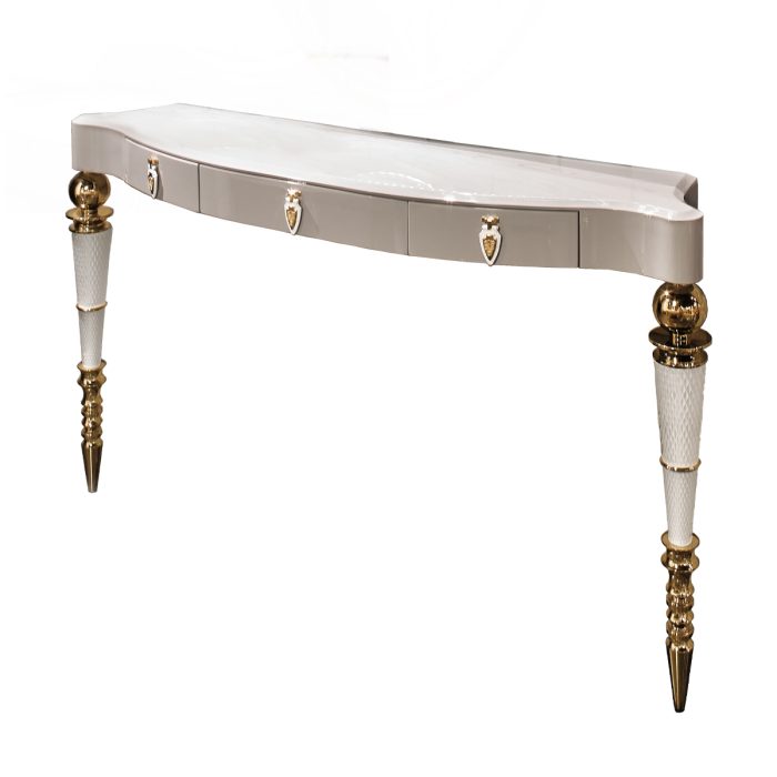 VERSAILLES - Image 1
