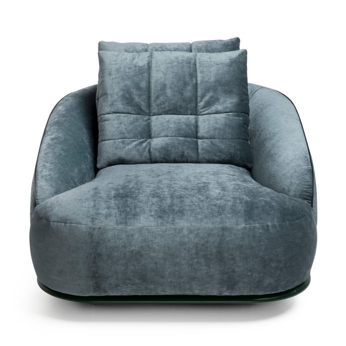HOLDEN - Image 1