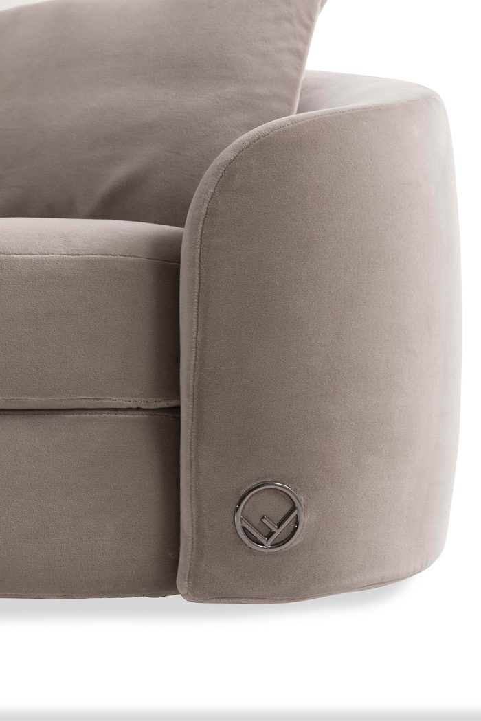 BRADLEY SOFA - Image 5